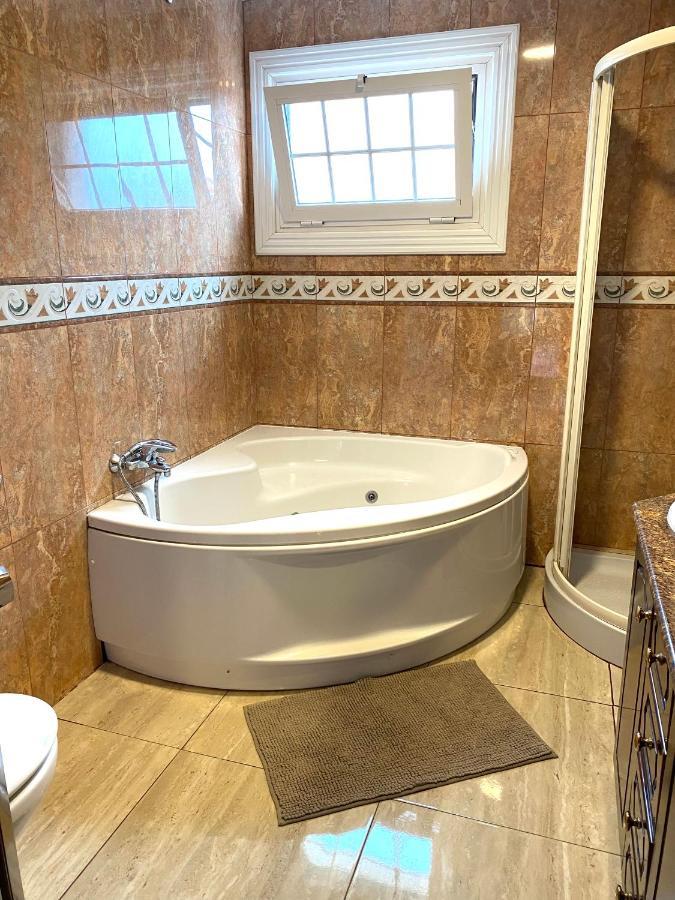 أذيخي Adeje Galeon Home المظهر الخارجي الصورة